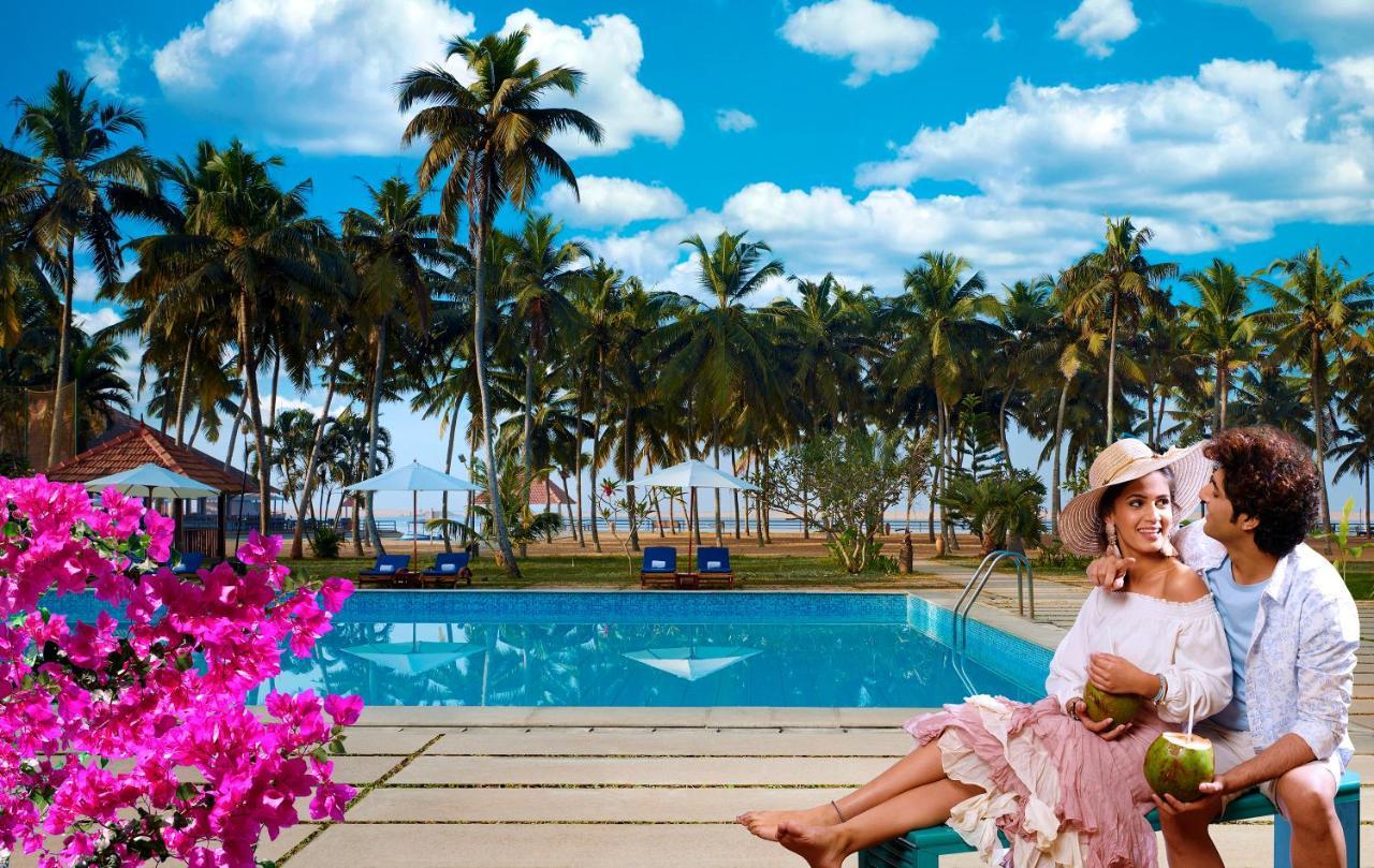 Estuary Sarovar Premiere Poovar Island Esterno foto